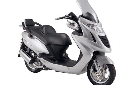 Thumbnail image for http://media.bikes.cz/Photo/img_48128O27648O118349O33O8358666OBO04507O0854O3.jpg?text=Kymco Grand Dink 50 S