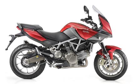 Thumbnail image for http://media.bikes.cz/Photo/img_48128O27648O133429O33O9423626OBO04507O0854O3.jpg?text=Aprilia NA 850 Mana GT