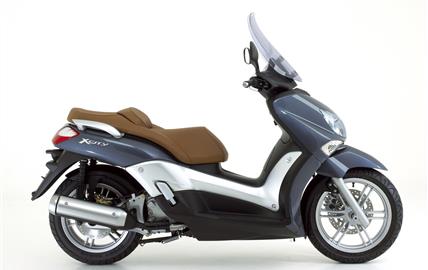 Thumbnail image for http://media.bikes.cz/Photo/img_48128O27648O142854O33O10089226OBO04507O0854O3.jpg?text=Yamaha X-City 250 2007-