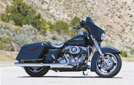 Thumbnail image for http://media.bikes.cz/Photo/img_48128O27648O143405O33O10128138OBO04507O0854O3.jpg?text=Harley-Davidson FLHX Street Glide