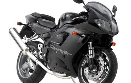 Thumbnail image for http://media.bikes.cz/Photo/img_48128O27648O144797O33O10226442OBO04507O0854O3.jpg?text=Triumph DAYTONA 955i