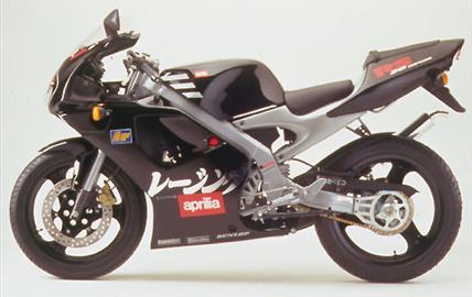Thumbnail image for http://media.bikes.cz/Photo/img_48128O27648O17284O33O1221386OBO04507O0854O3.jpg?text=Aprilia RS 50 2 kW