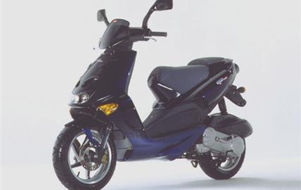 Thumbnail image for http://media.bikes.cz/Photo/img_48128O27648O17371O33O1227530OBO04507O0854O3.jpg?text=Aprilia SR 125