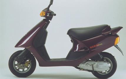 Thumbnail image for http://media.bikes.cz/Photo/img_48128O27648O17487O33O1235722OBO04507O0854O3.jpg?text=Aprilia AMICO