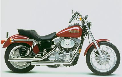 Thumbnail image for http://media.bikes.cz/Photo/img_48128O27648O18763O33O1325834OBO04507O0854O3.jpg?text=Harley-Davidson Dyna Super Glide