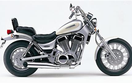 Thumbnail image for http://media.bikes.cz/Photo/img_48128O27648O34220O33O2417418OBO04507O0854O3.jpg?text=Suzuki VS 1400GLP Intruder