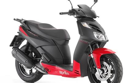 Thumbnail image for http://media.bikes.cz/Photo/img_48128O27648O3741O33O264970OBO04507O0854O3.jpg?text=Aprilia Sportcity Cube 300