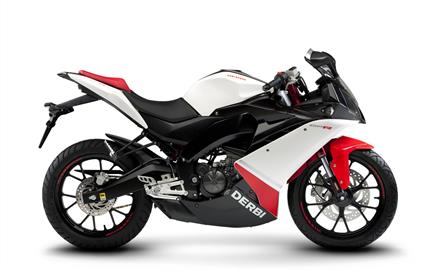 Thumbnail image for http://media.bikes.cz/Photo/img_48128O27648O4437O33O314122OBO04507O0854O3.jpg?text=Derbi GPR 125 4T Racing