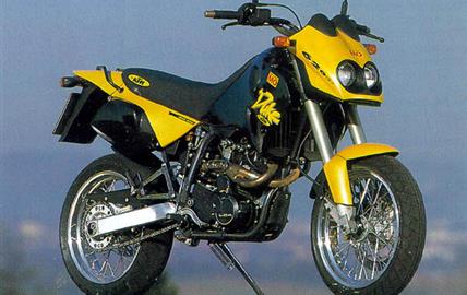 Thumbnail image for http://media.bikes.cz/Photo/img_48128O27648O49967O33O3529482OBO04507O0854O3.jpg?text=KTM DUKE 620 E