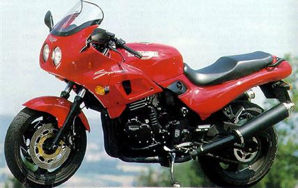 Thumbnail image for http://media.bikes.cz/Photo/img_48128O27648O51185O33O3615498OBO04507O0854O3.jpg?text=Triumph SPRINT SPORTS 900