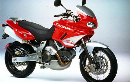Thumbnail image for http://media.bikes.cz/Photo/img_48128O27648O53766O33O3797770OBO04507O0854O3.jpg?text=Cagiva GRAN CANYON 900