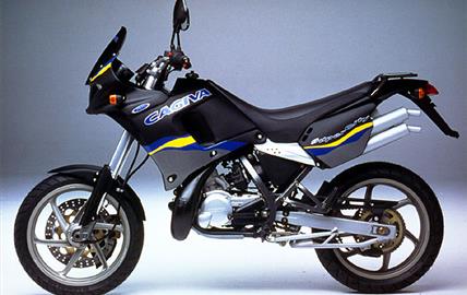 Thumbnail image for http://media.bikes.cz/Photo/img_48128O27648O53882O33O3805962OBO04507O0854O3.jpg?text=Cagiva SUPERCITY 125
