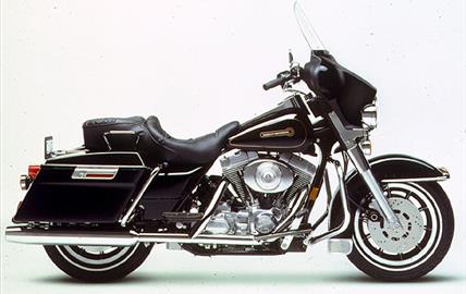 Thumbnail image for http://media.bikes.cz/Photo/img_48128O27648O54549O33O3853066OBO04507O0854O3.jpg?text=Harley-Davidson FLHT Electra Glide Standard