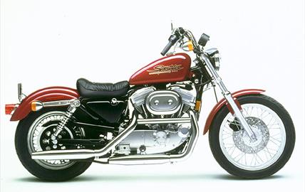 Thumbnail image for http://media.bikes.cz/Photo/img_48128O27648O54984O33O3883786OBO04507O0854O3.jpg?text=Harley-Davidson XLH Sportster 883 Hugger