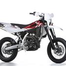 Thumbnail image for http://media.bikes.cz/Photo/img_48128O27648O26622O33O1880842OBO04507O0854O3.jpg?text=Husqvarna SMS 125
