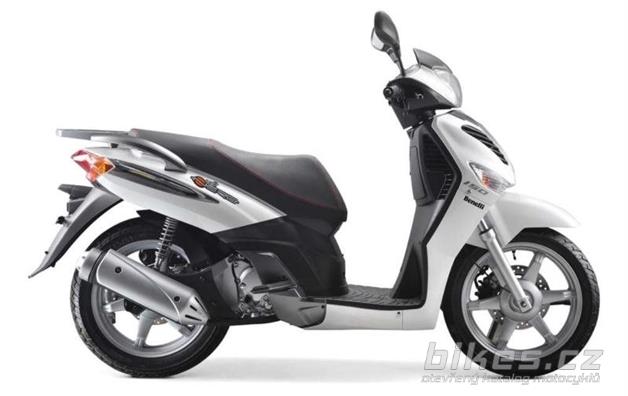 Benelli Caffenero 150