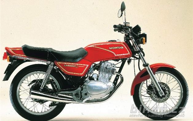 Honda CB 250 RS