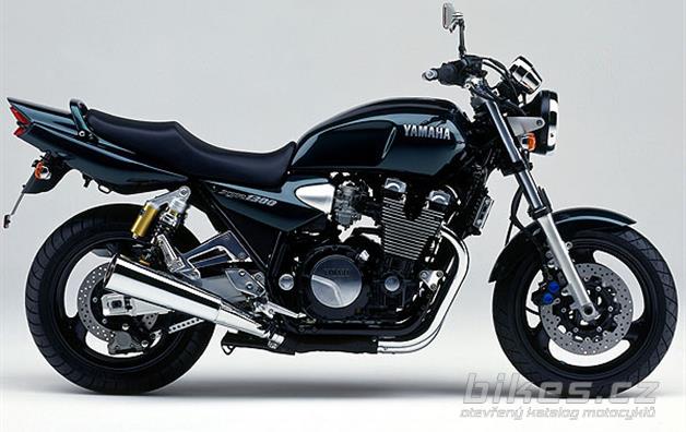 Yamaha XJR 1300