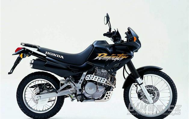 Honda NX 650 DOMINATOR