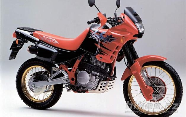 Honda NX 650 DOMINATOR