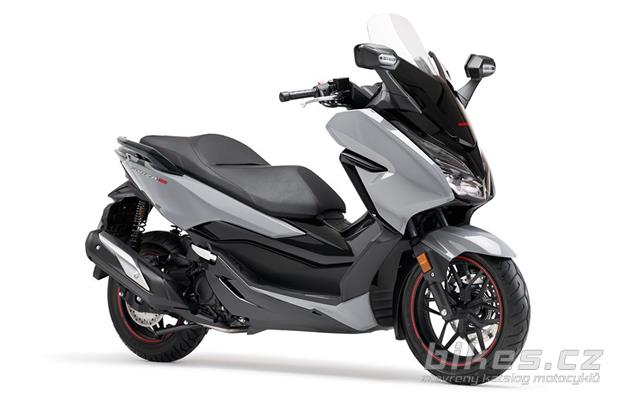 Honda Forza 300