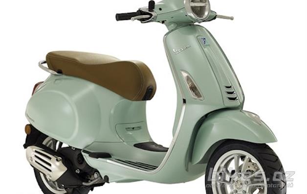 Vespa Primavera Verde Relax