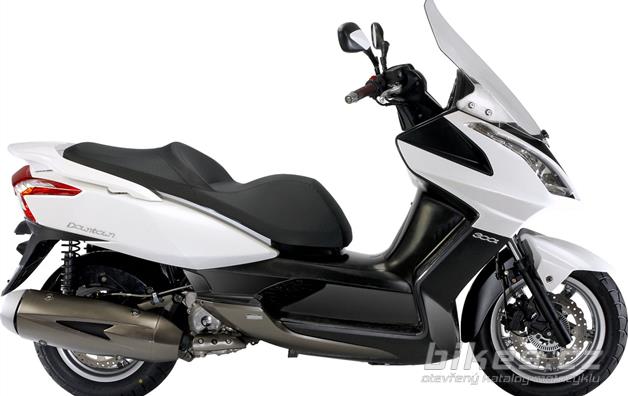 Kymco 300i Downtown