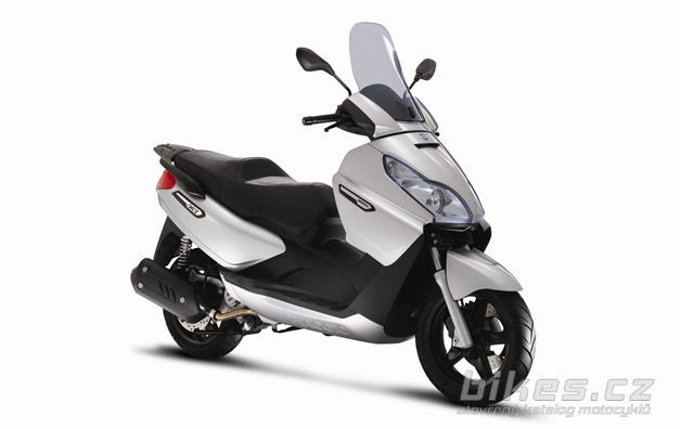 Piaggio X7 Evo 300