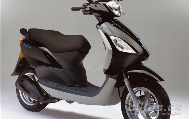 Piaggio Fly 150