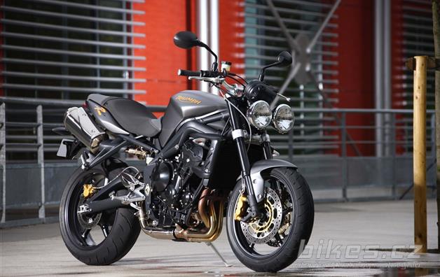 Triumph Street Triple R