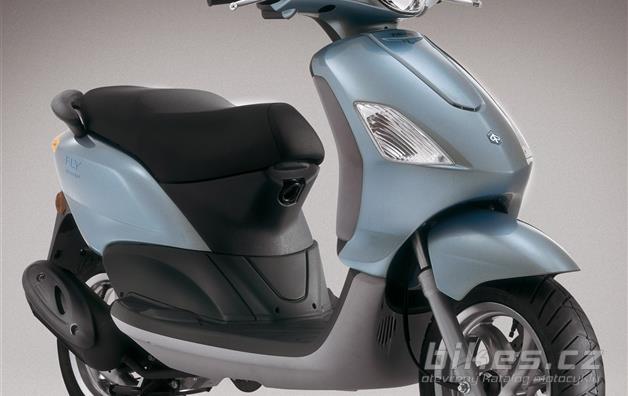 Piaggio Fly 50