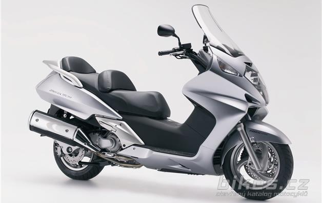 Honda FJS400 Silverwing
