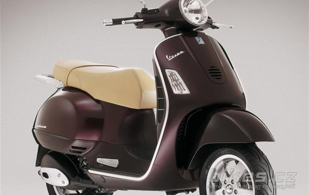 Vespa GT 200 L