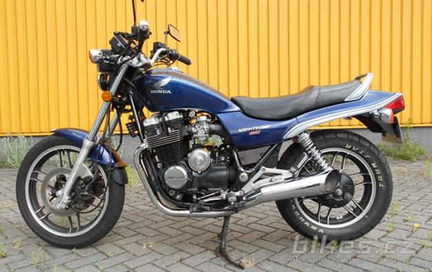 Honda CBX 650 E Nighthawk