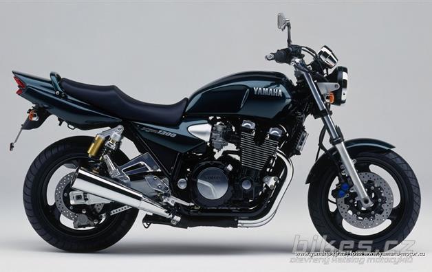 Yamaha XJR 1300