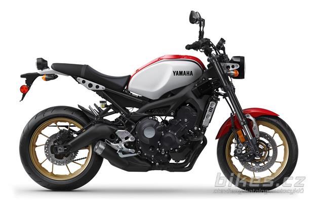 Yamaha XSR900