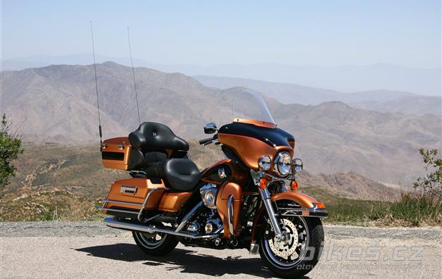 Harley-Davidson FLHTCU Ultra Classic Electra Glide
