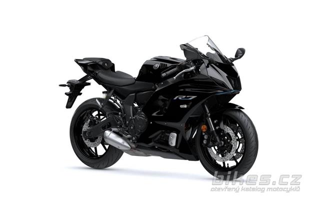 Yamaha R7