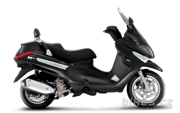 Piaggio X9 125 Evolution