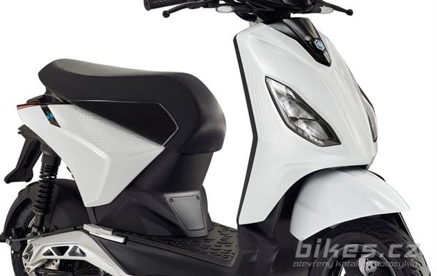 Piaggio 1