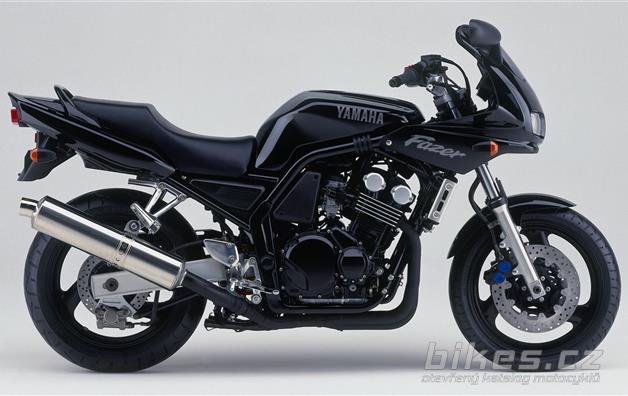 Yamaha FZS 600