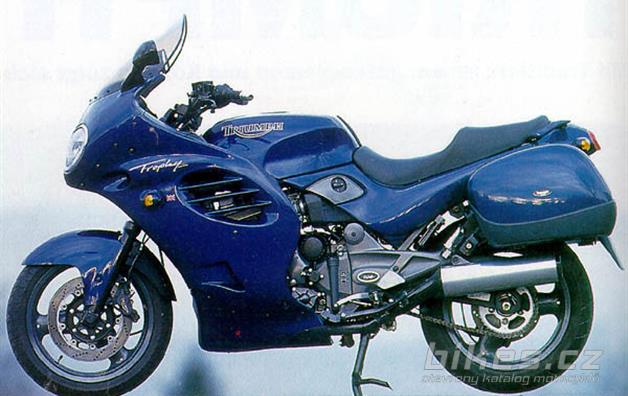 Triumph TROPHY 900