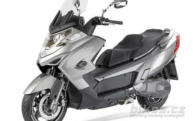 Kymco Myroad 700i