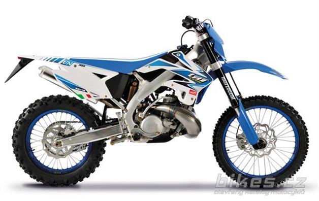 TM Racing EN 300