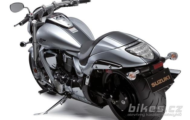 Suzuki Boulevard M109R B O S S