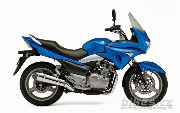 Suzuki GSR250S