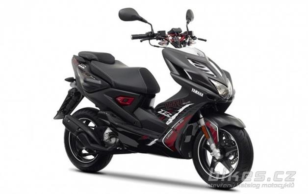 Yamaha Aerox Naked