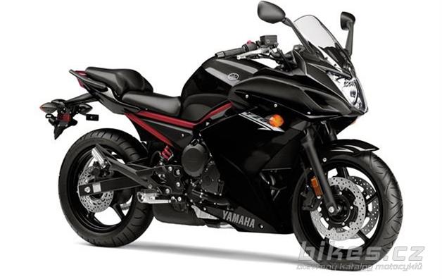 Yamaha FZ6R