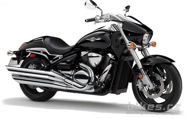 Suzuki Boulevard M90