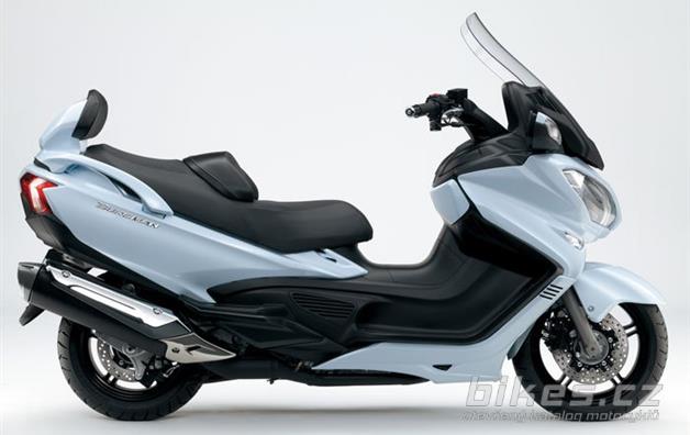 Suzuki Burgman 650 Executive